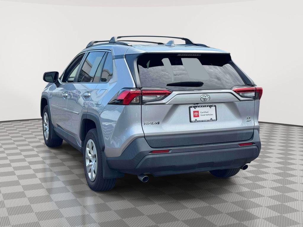 Used 2021 Toyota RAV4 LE AWD/4WD image 6