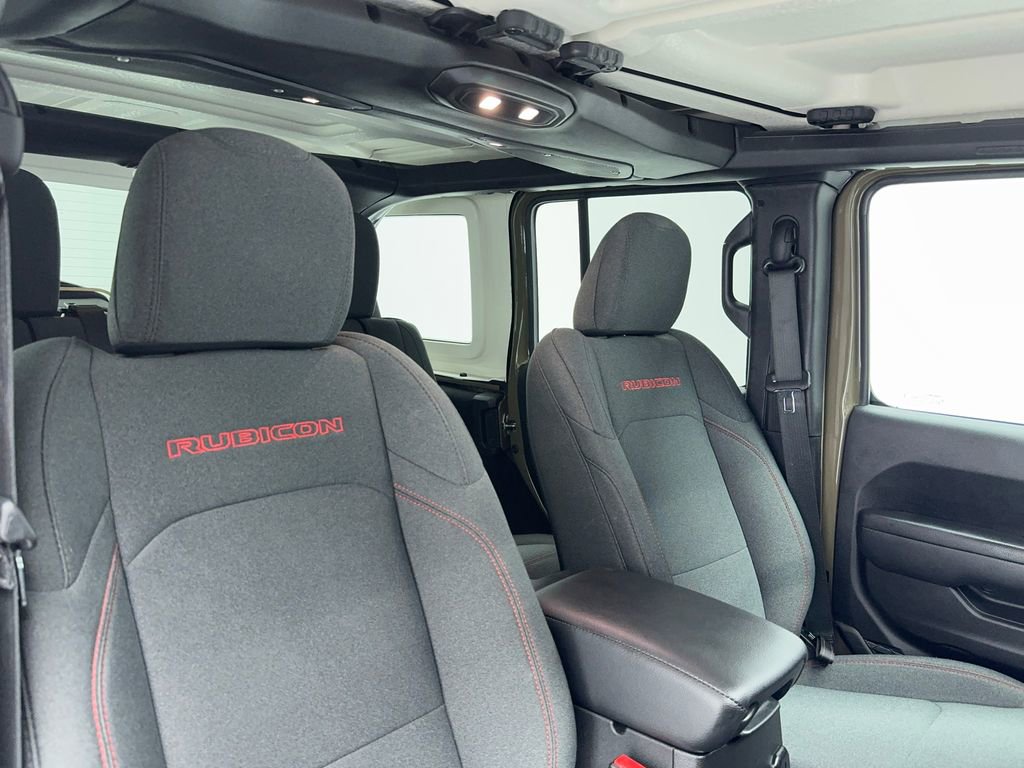 Used 2025 Jeep Wrangler Unlimited Rubicon image 48