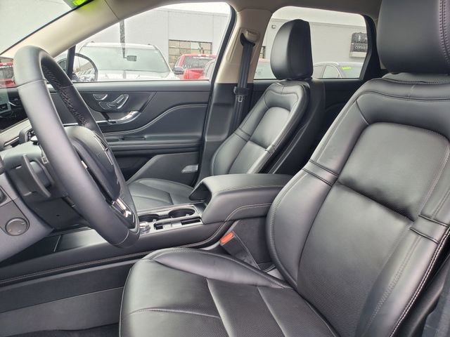 Certified 2024 Lincoln Corsair AWD w/ Equipment Group 101A image 8