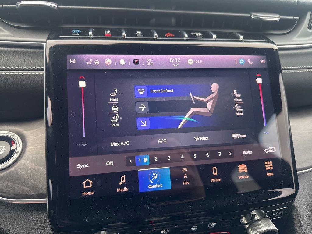 Used 2023 Jeep Grand Cherokee Overland image 17