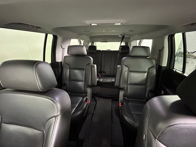 Used 2019 Chevrolet Suburban Premier AWD/4WD image 25