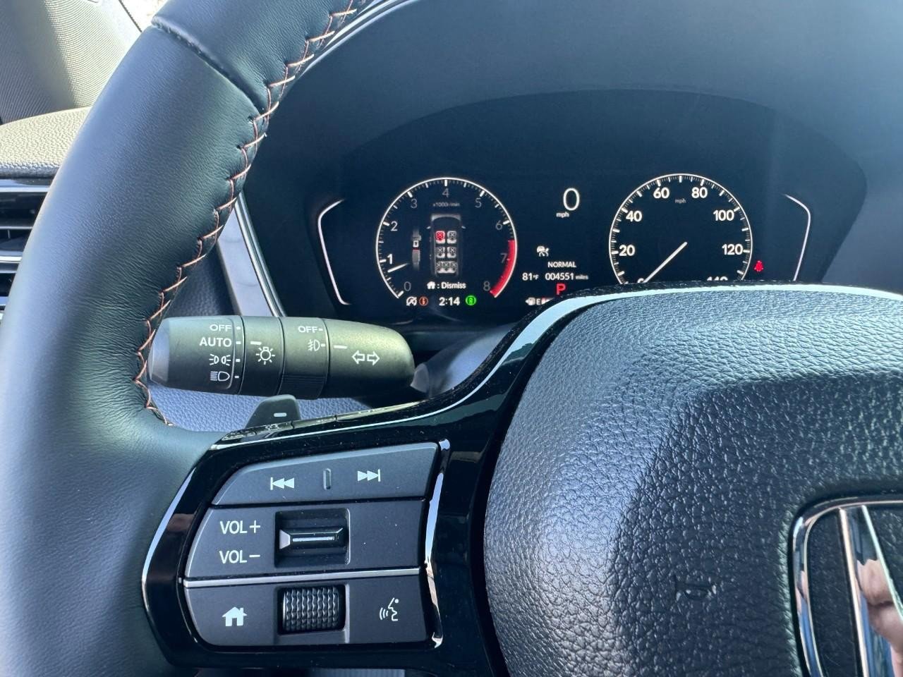 Certified 2025 Honda Pilot TrailSport image 24