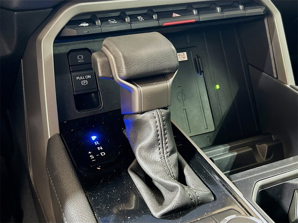 Used 2024 Toyota Tundra Limited image 14