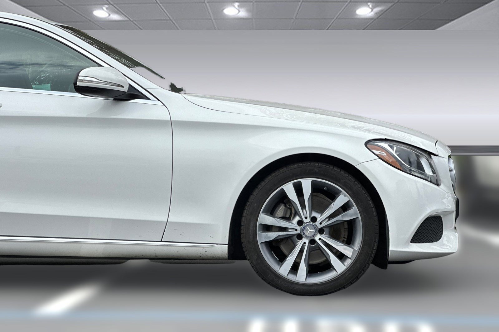 Used 2015 Mercedes-Benz C 300 4MATIC Sedan image 35