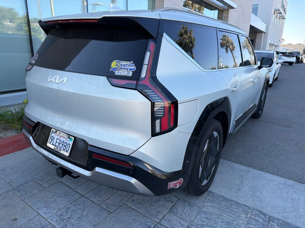 Used 2024 Kia EV9 Land AWD/4WD image 8