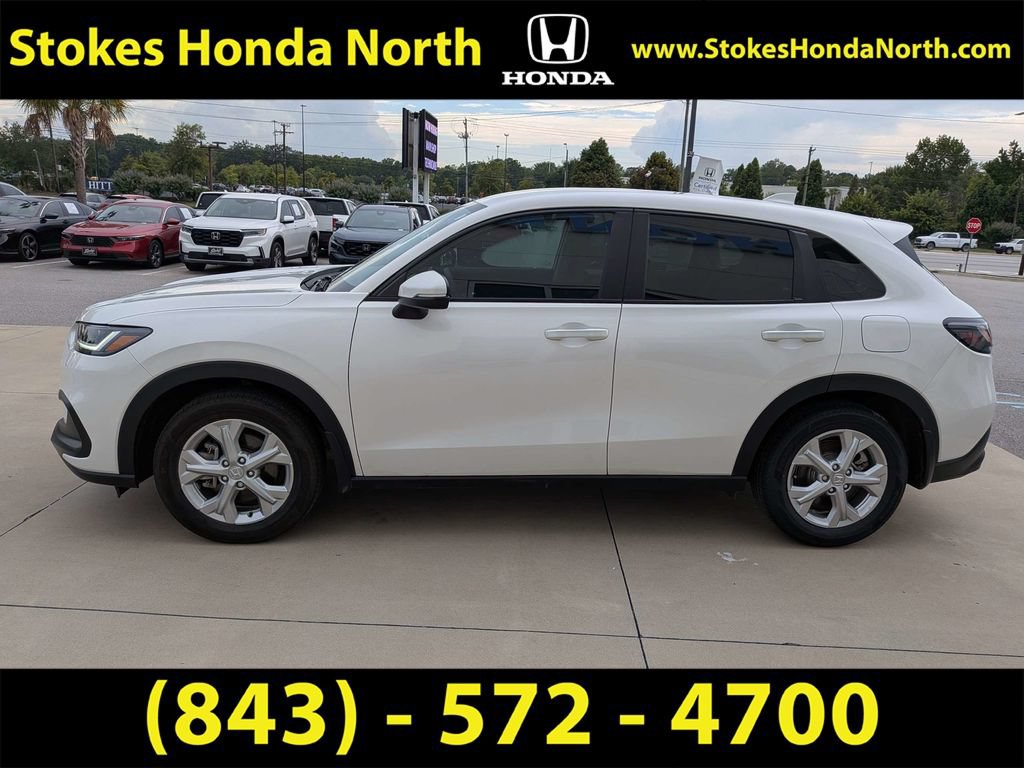Certified 2025 Honda HR-V LX image 10