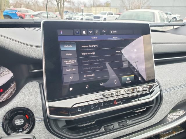 Certified 2024 Jeep Compass Latitude image 14