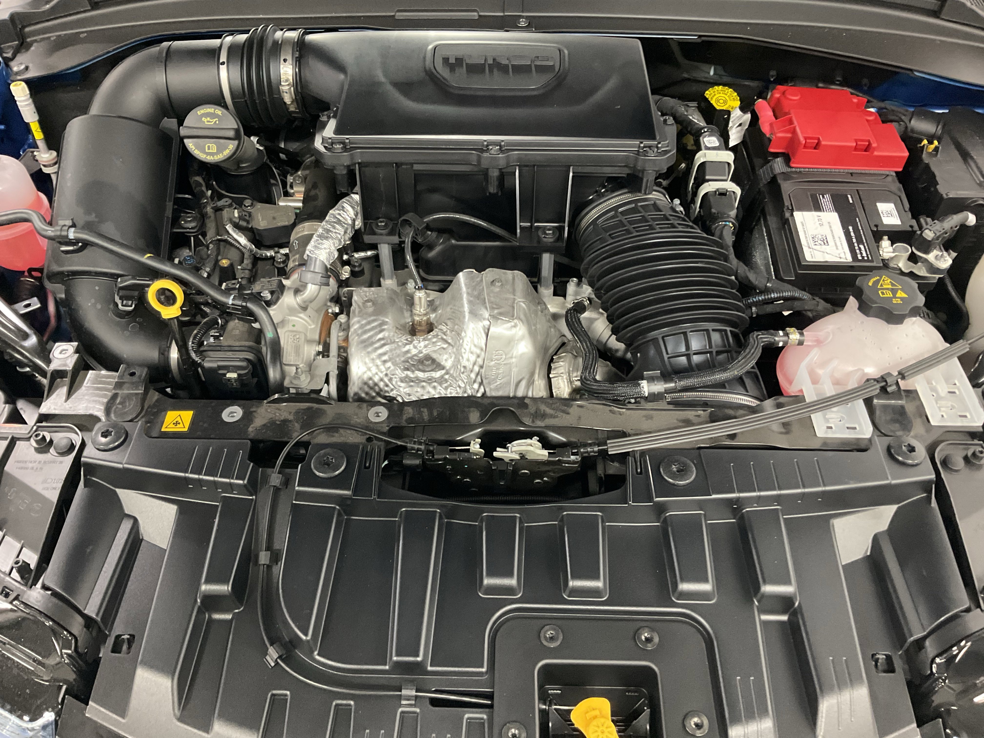 New 2026 Alfa Romeo Tonale w/ Black Premium Package image 17