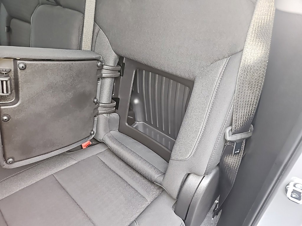 Used 2024 GMC Sierra 1500 Elevation image 28