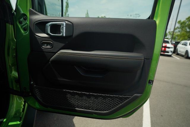 New 2025 Jeep Wrangler Unlimited Rubicon 392 image 17