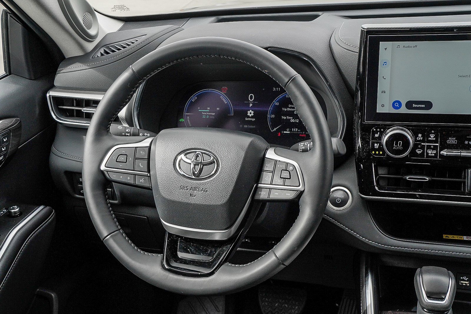 New 2025 Toyota Highlander Platinum image 19