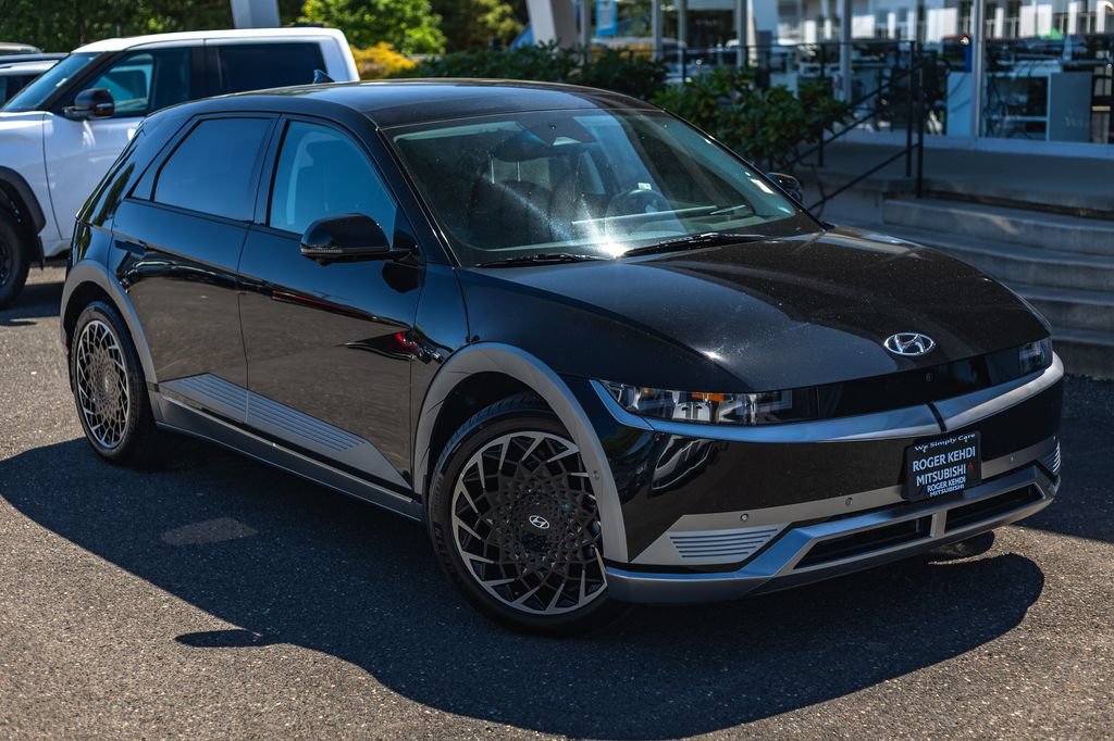 Used 2024 Hyundai Ioniq 5 Limited AWD/4WD image 2
