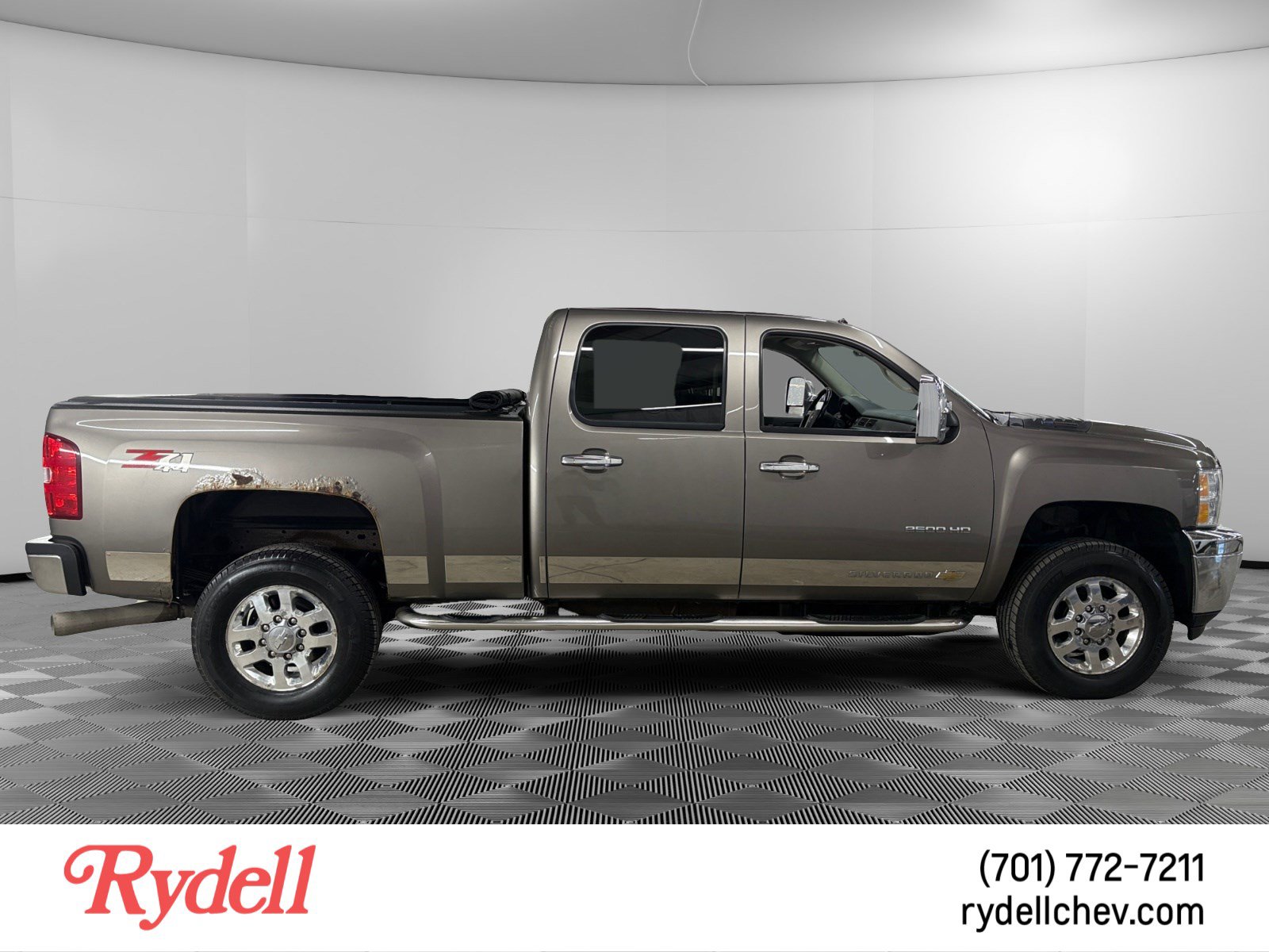 Used 2012 Chevrolet Silverado 2500 LTZ w/ LTZ Plus Package AWD/4WD image 6
