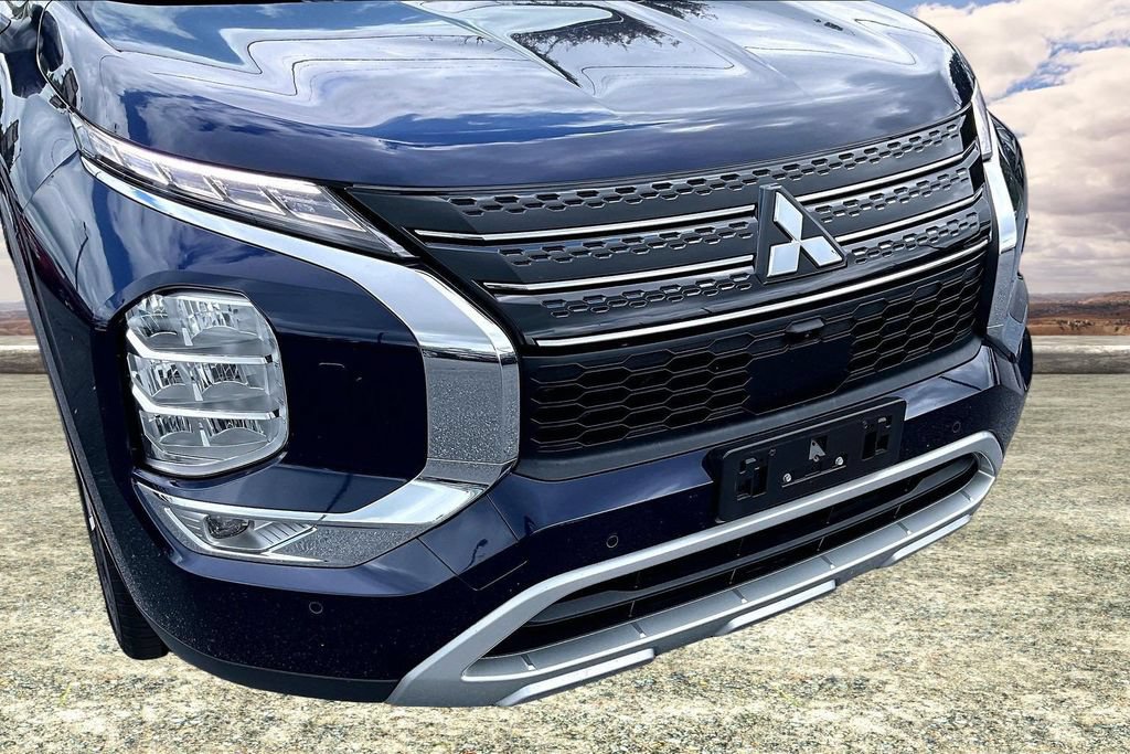 Used 2024 Mitsubishi Outlander SE AWD/4WD image 34