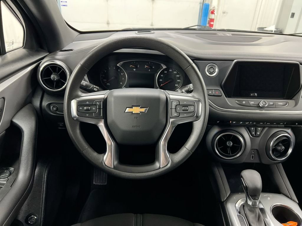 Used 2022 Chevrolet Blazer LT image 11