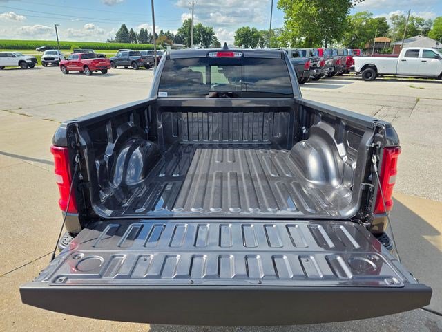 New 2026 RAM 1500 Laramie w/ Laramie Preferred Package AWD/4WD image 10