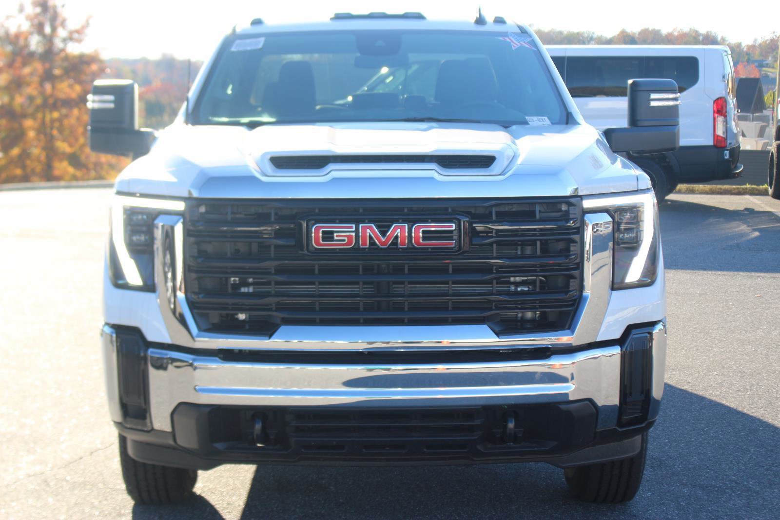 New 2025 GMC Sierra 2500 Pro w/ Convenience Package AWD/4WD image 3