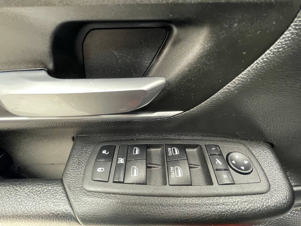 Used 2022 RAM 1500 Big Horn AWD/4WD image 15