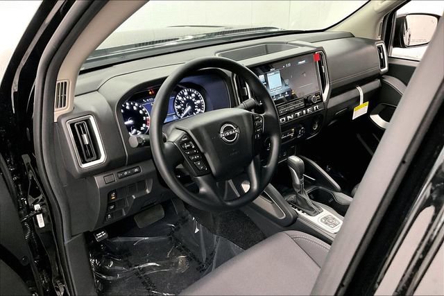 New 2026 Nissan Frontier SV image 7