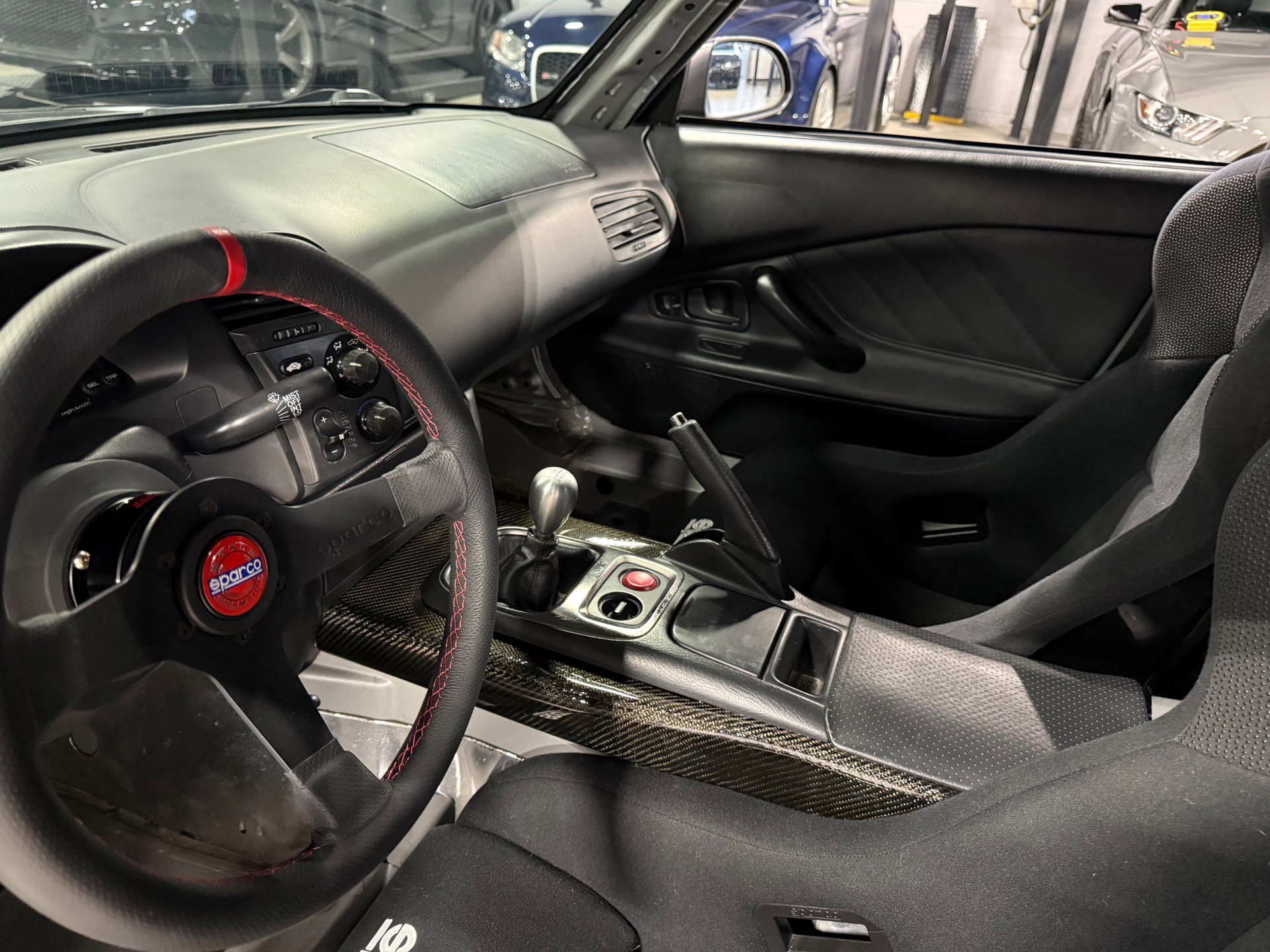 Used 2001 Honda S2000 image 36