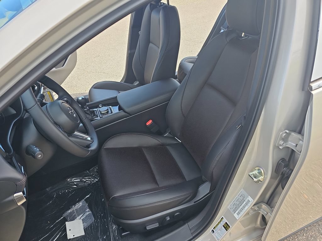New 2026 MAZDA MAZDA3 2.5 S Hatchback w/ Premium Pkg FWD image 16