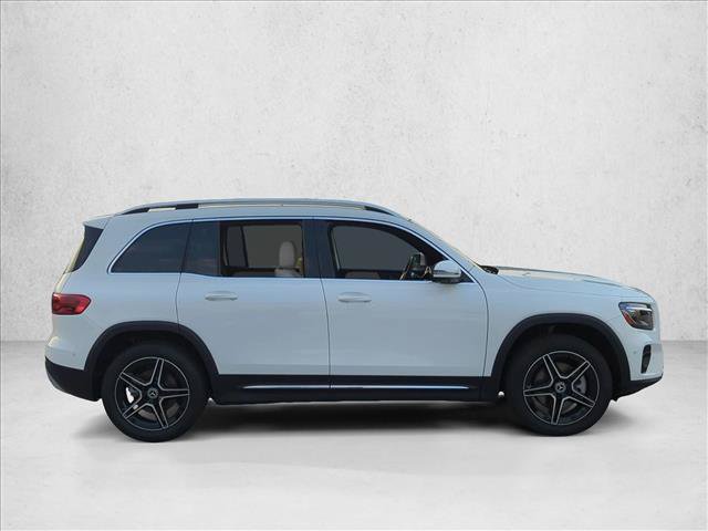 Used 2026 Mercedes-Benz GLB 250 image 4