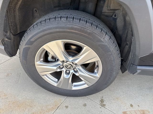 Used 2024 Toyota RAV4 XLE image 10