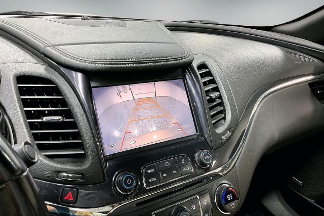 Used 2017 Chevrolet Impala Premier w/ Enhanced Convenience Package FWD image 15