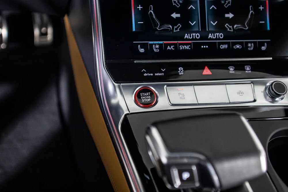 Used 2021 Audi RS 7 Sportback AWD/4WD image 33