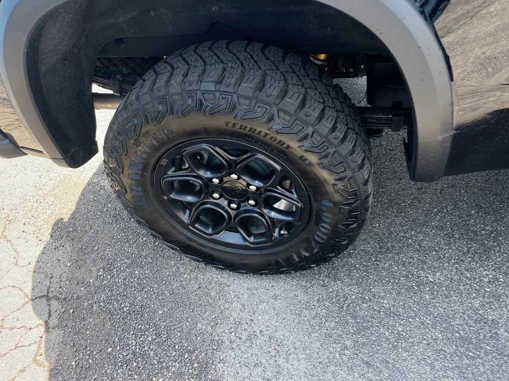 Used 2024 Chevrolet Silverado 1500 ZR2 w/ ZR2 Bison Edition image 32