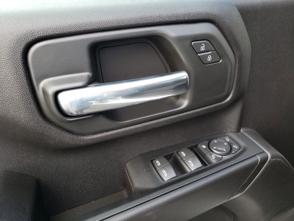 New 2026 Chevrolet Silverado 2500 Custom w/ Custom Value Package image 11