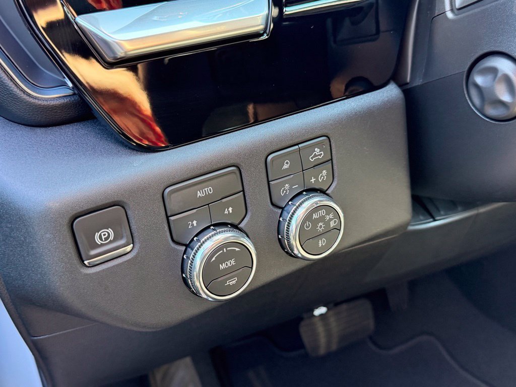 New 2026 GMC Sierra 1500 Elevation AWD/4WD image 19