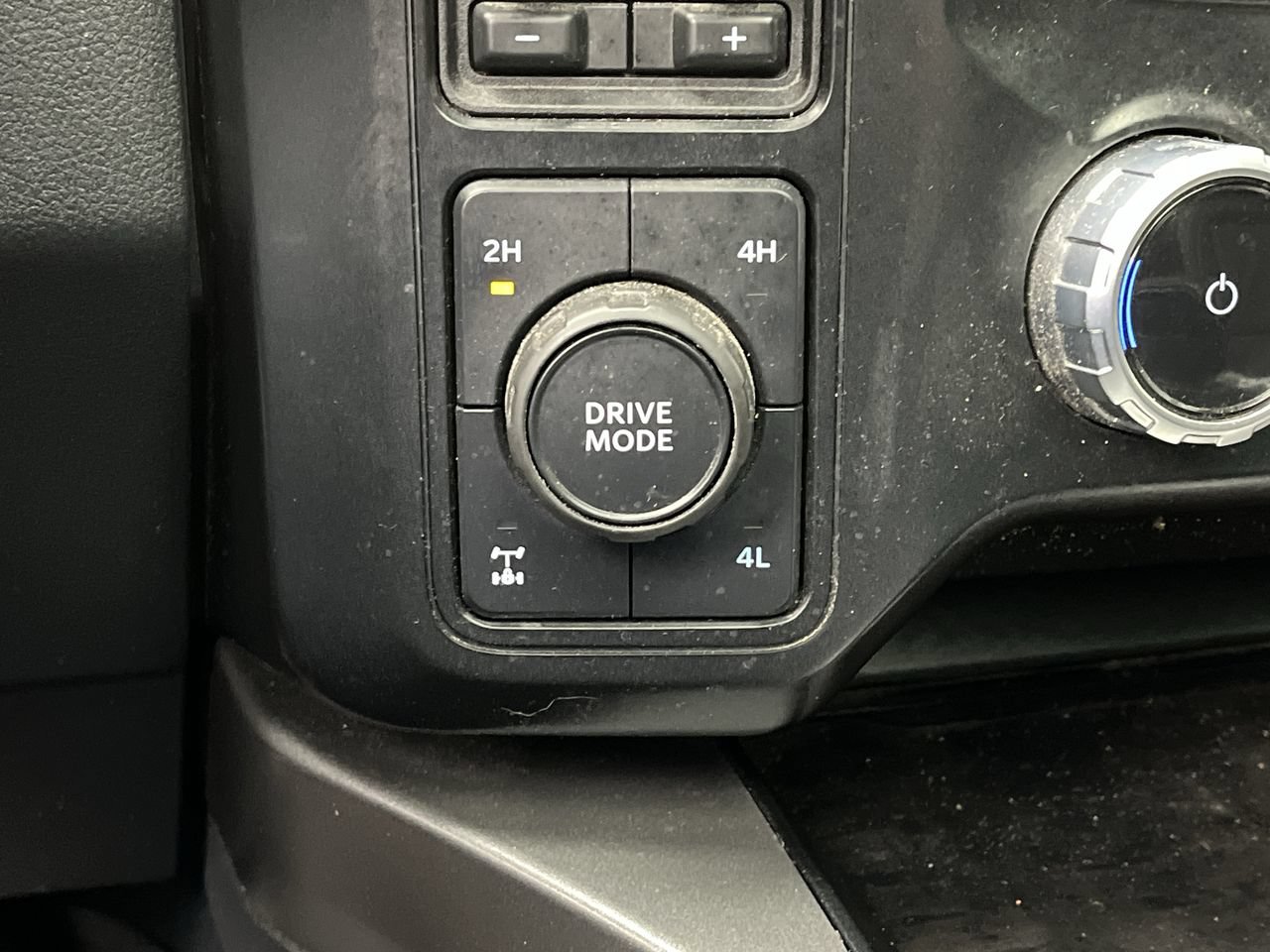 Certified 2023 Ford F250 Lariat AWD/4WD image 21