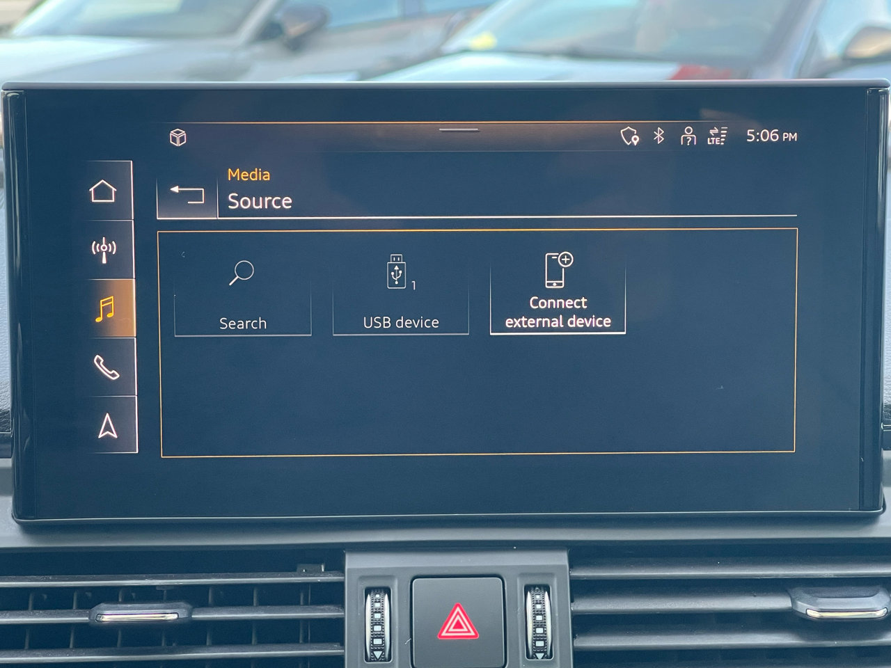 Used 2022 Audi Q5 e Premium Plus w/ Premium Plus Package image 49