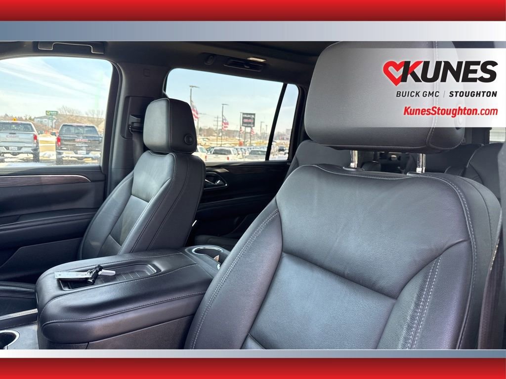 Used 2021 Chevrolet Suburban LT w/ LT Signature Plus Package AWD/4WD image 21