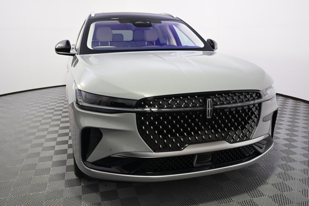 New 2026 Lincoln Nautilus Black Label image 9