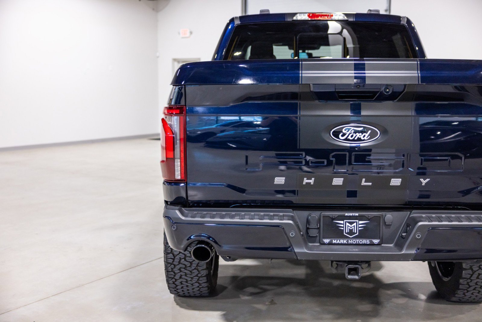 Used 2025 Ford F150 Lariat w/ Equipment Group 501A Mid image 14