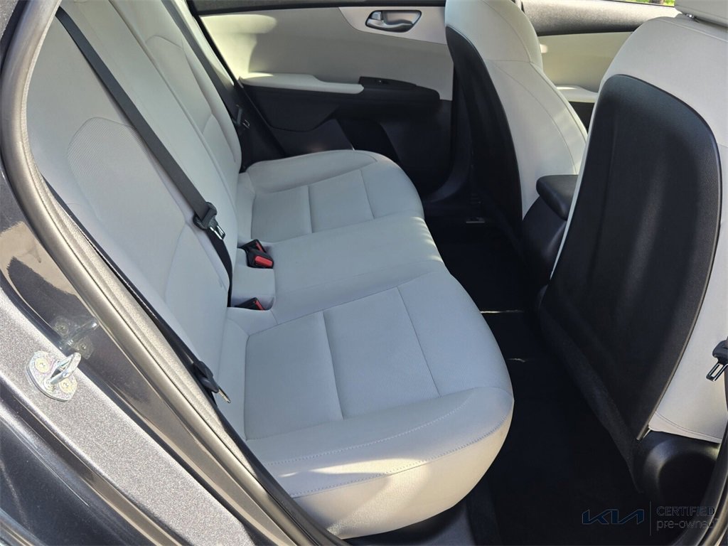 Certified 2022 Kia Forte LXS w/ LXS Technology Package image 17