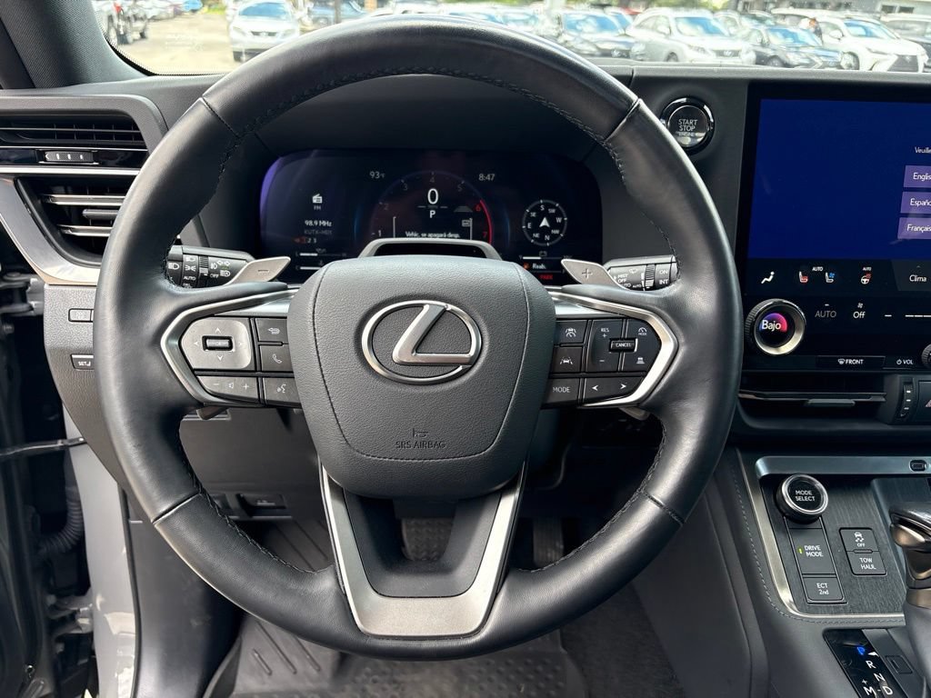Certified 2024 Lexus GX 550 w/ Cold Area Package AWD/4WD image 15