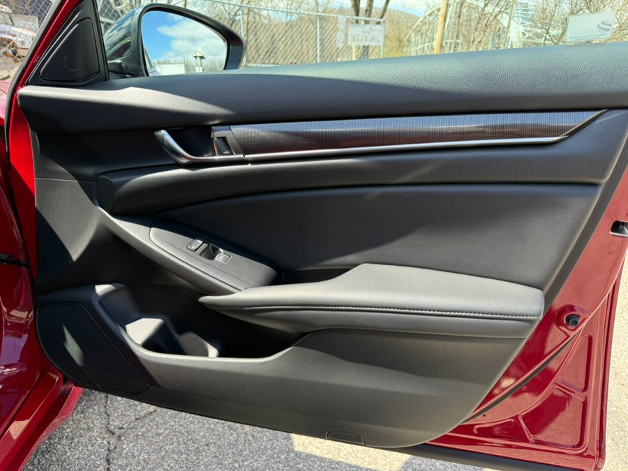 Used 2021 Honda Accord Sport image 30