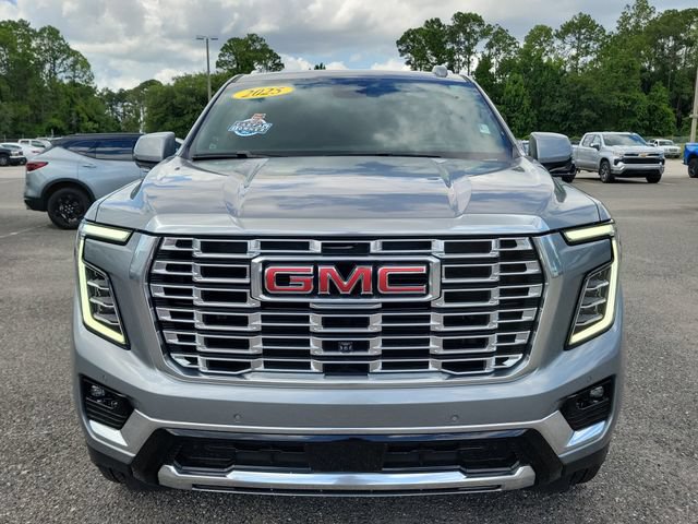 Certified 2025 GMC Yukon XL Denali AWD/4WD image 9