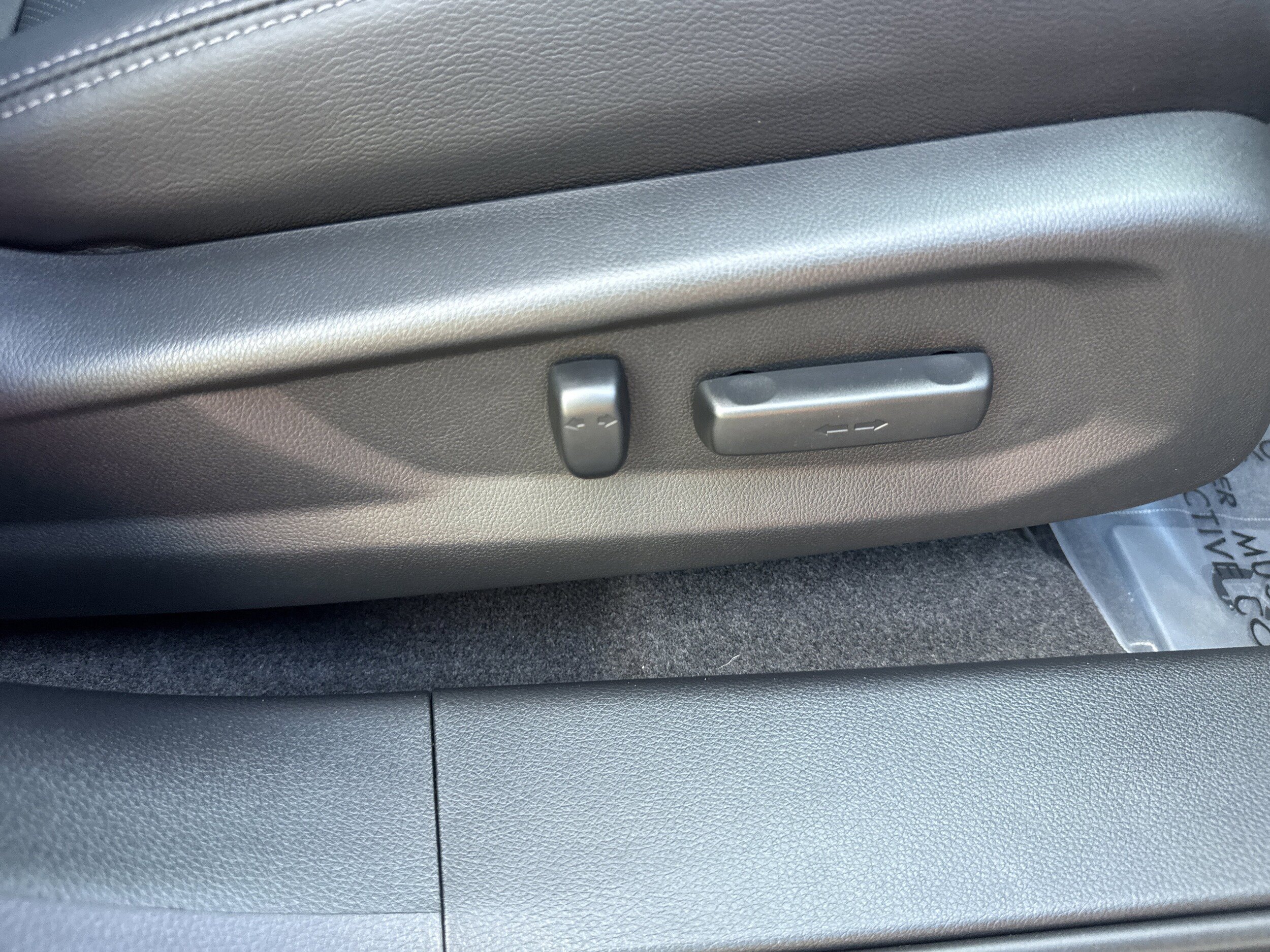 Used 2020 Honda Clarity Touring image 13