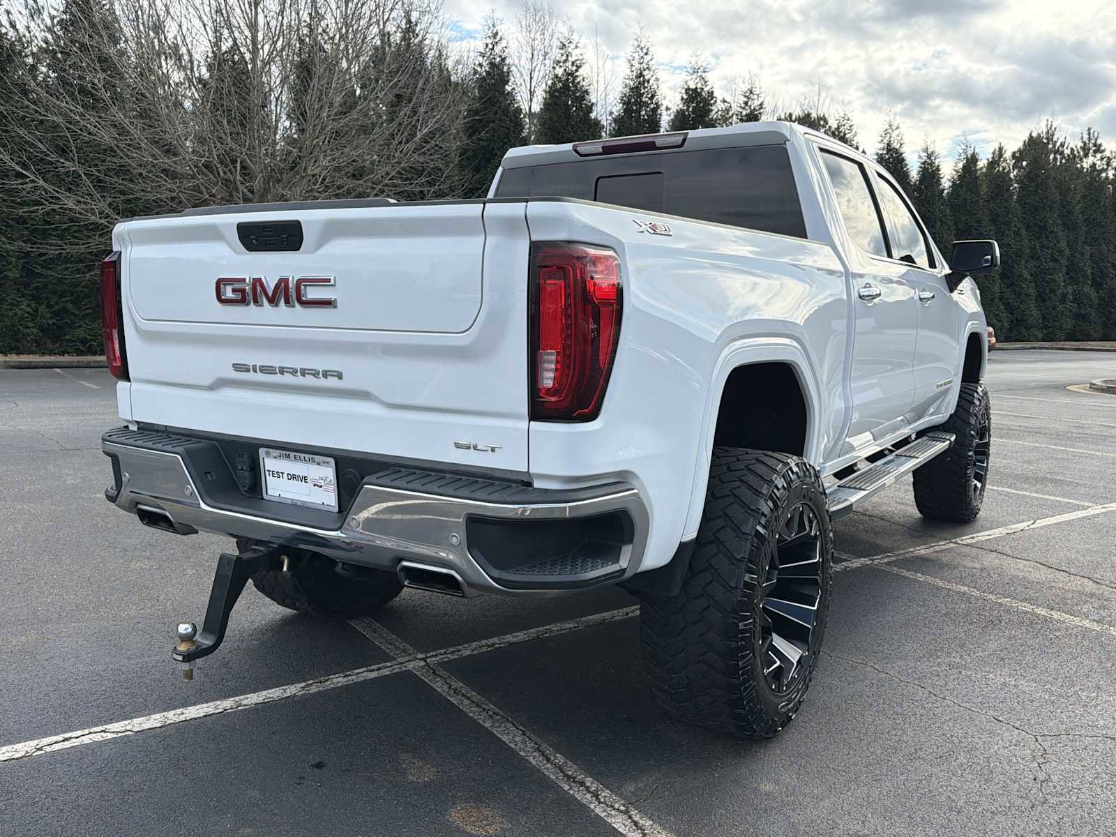 Certified 2022 GMC Sierra 1500 SLT w/ SLT Premium Plus Package image 12