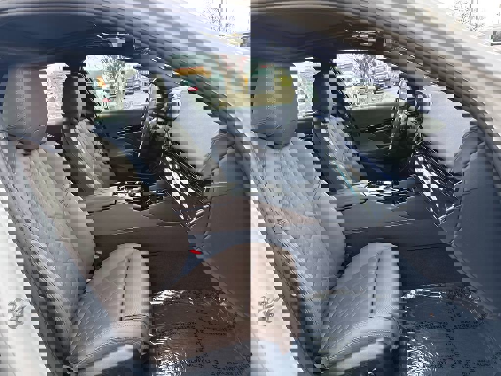 Used 2026 BMW 530i xDrive image 36