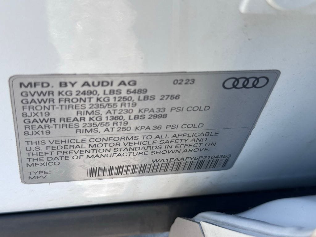 Used 2023 Audi Q5 2.0T Premium Plus w/ Premium Plus Package AWD/4WD image 21