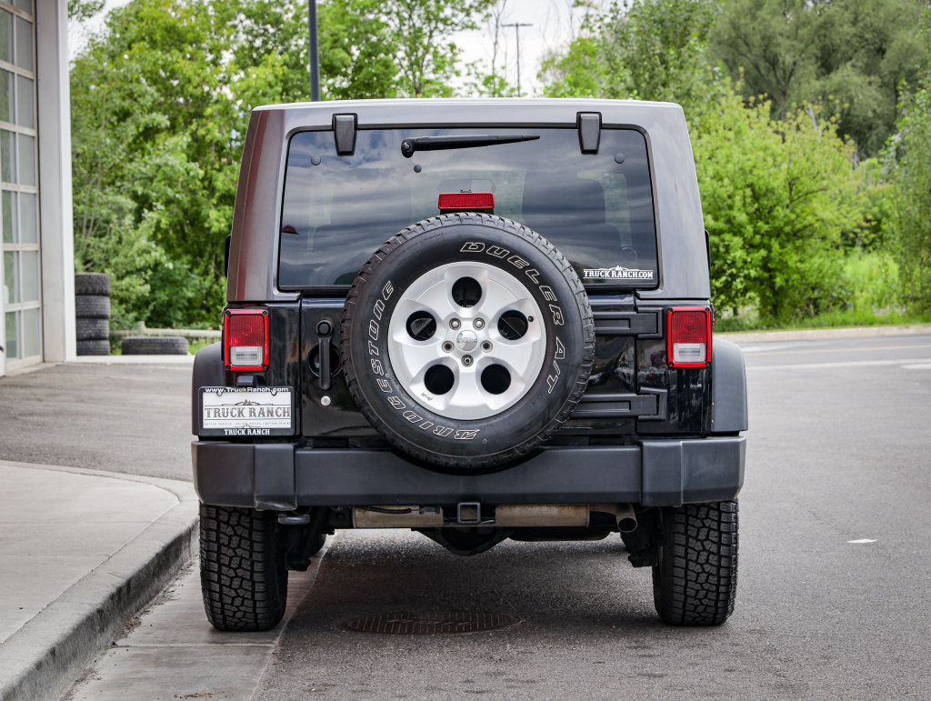 Used 2018 Jeep Wrangler Sport AWD/4WD image 4