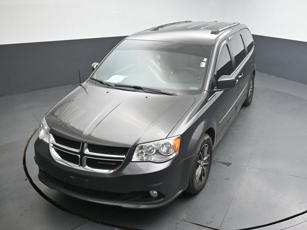 Used 2017 Dodge Grand Caravan SXT FWD image 12