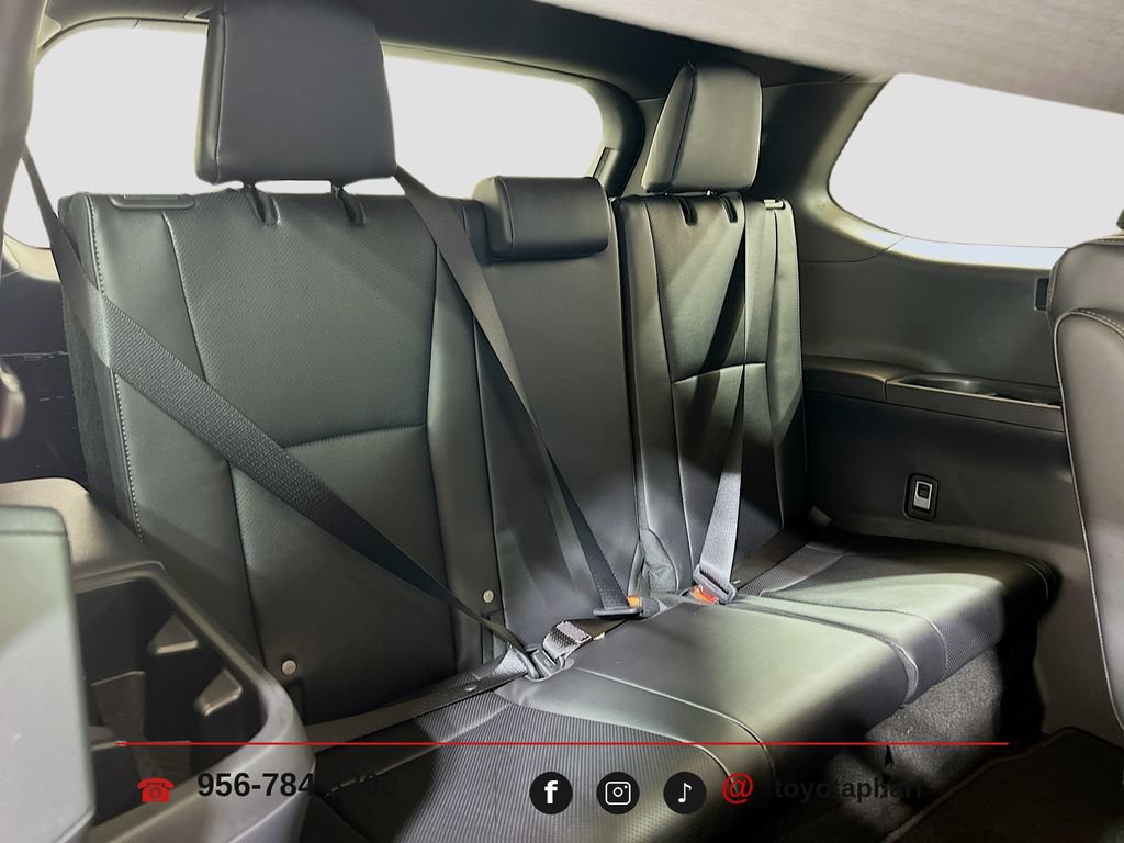 New 2026 Toyota Grand Highlander AWD Hybrid image 28