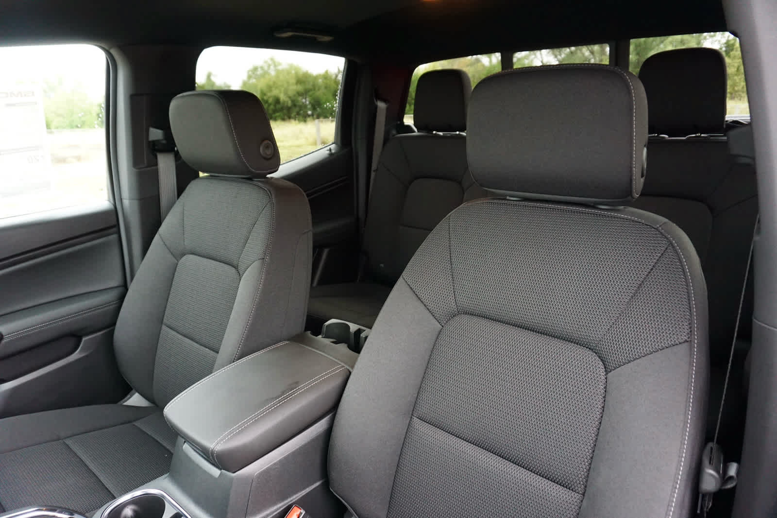 New 2026 GMC Canyon Elevation w/ Convenience Package RWD image 20