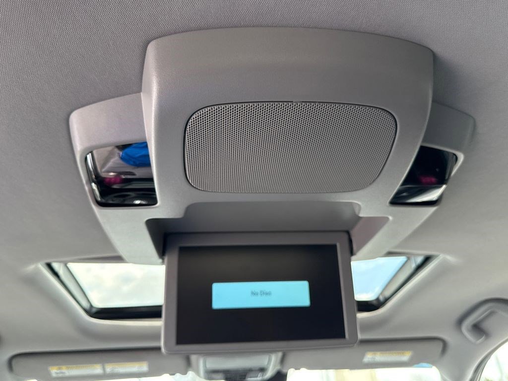 Certified 2022 Honda Pilot Touring image 21